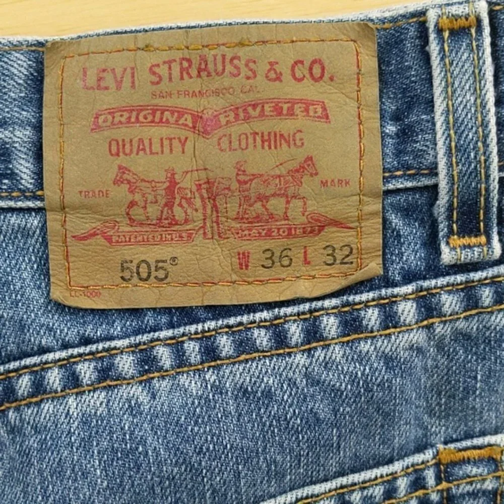 Levi's 505 The Regular Fit Straight Leg Jeans